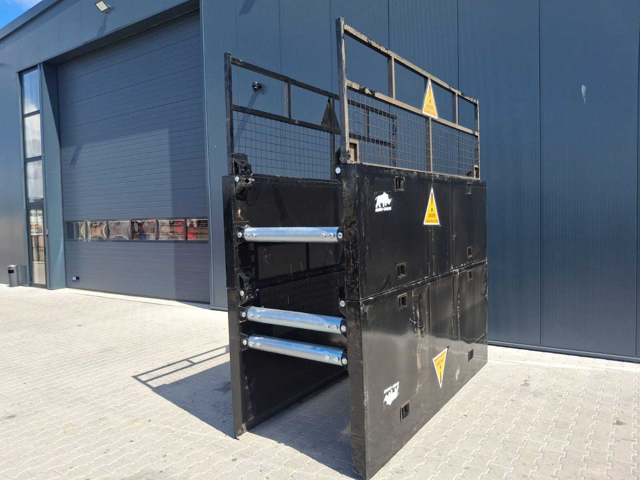 Rhino-Cross Trench Shield 300x220x50cm - معدات الانشاءات: صورة 1 Rhino-Cross Trench Shield 300x220x50cm - معدات الانشاءات: صورة 1