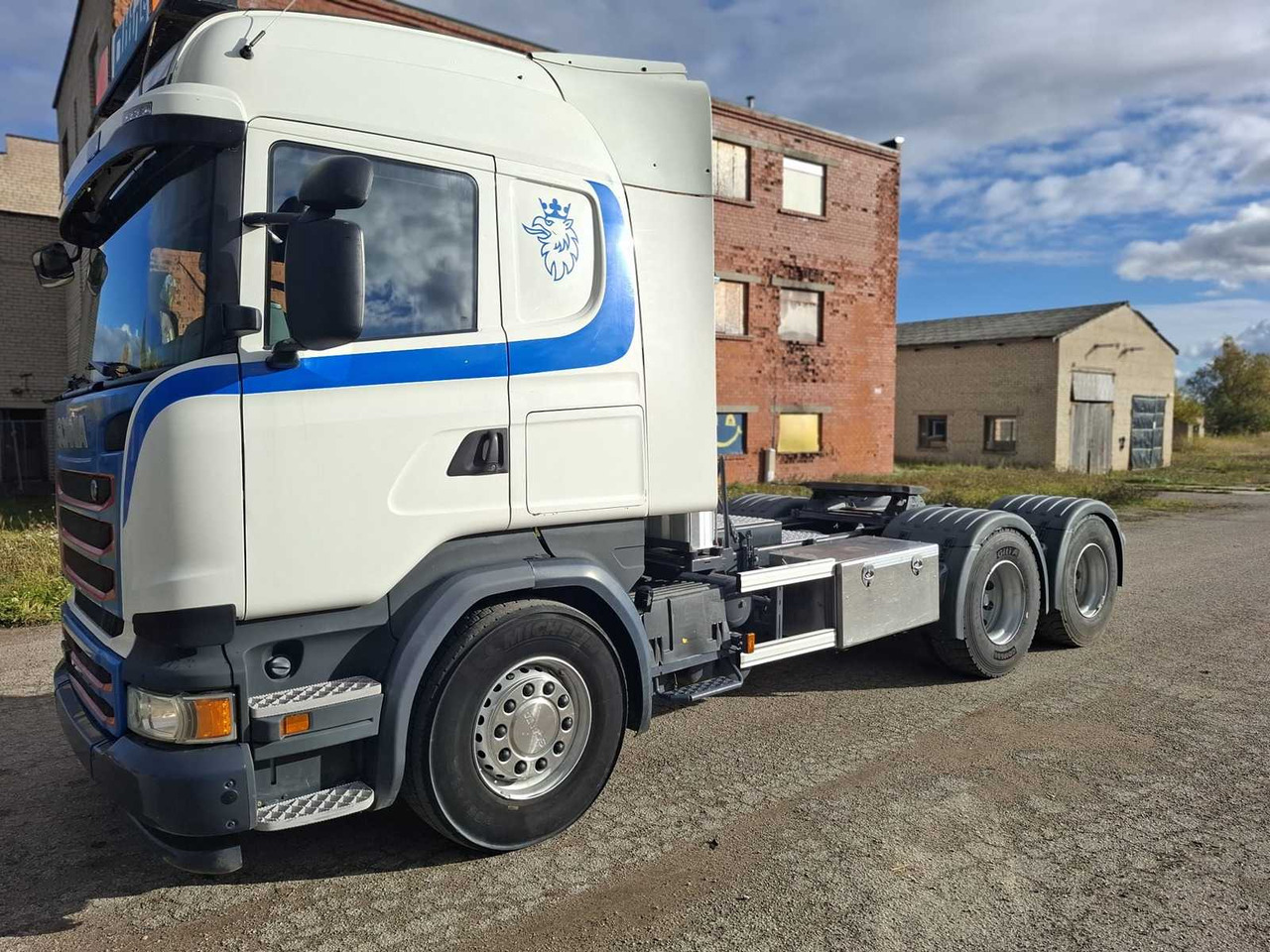 SCANIA - TRUCK - 2016 - شاحنة: صورة 2 SCANIA - TRUCK - 2016 - شاحنة: صورة 2