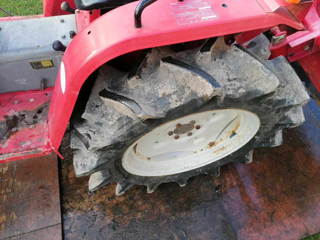 جرار صغير Shibaura SP1540: صورة 9