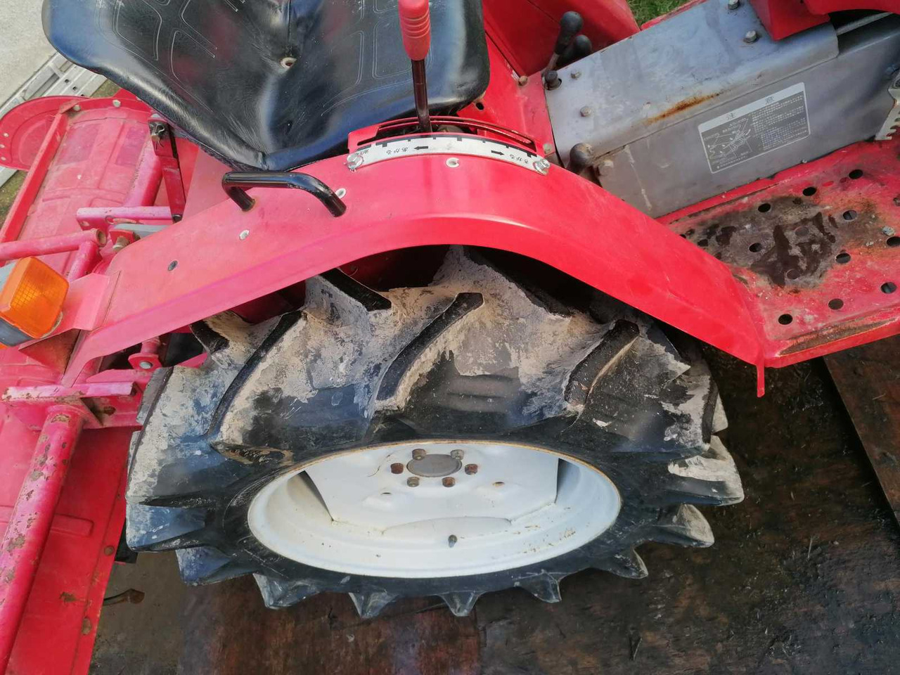 جرار صغير Shibaura SP1540: صورة 10