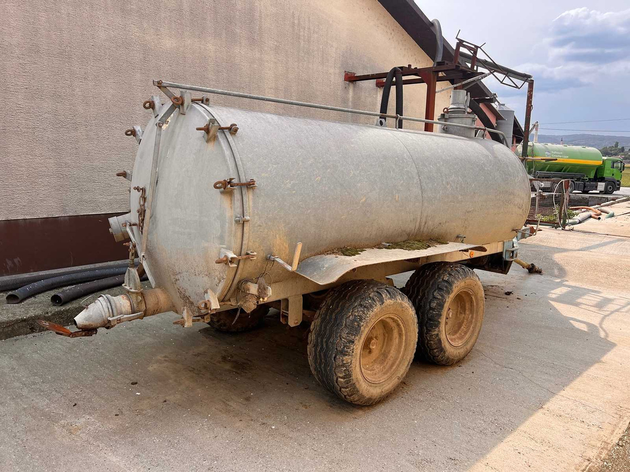 Slurry Tank trailer - صهريج السماد السائل: صورة 2 Slurry Tank trailer - صهريج السماد السائل: صورة 2