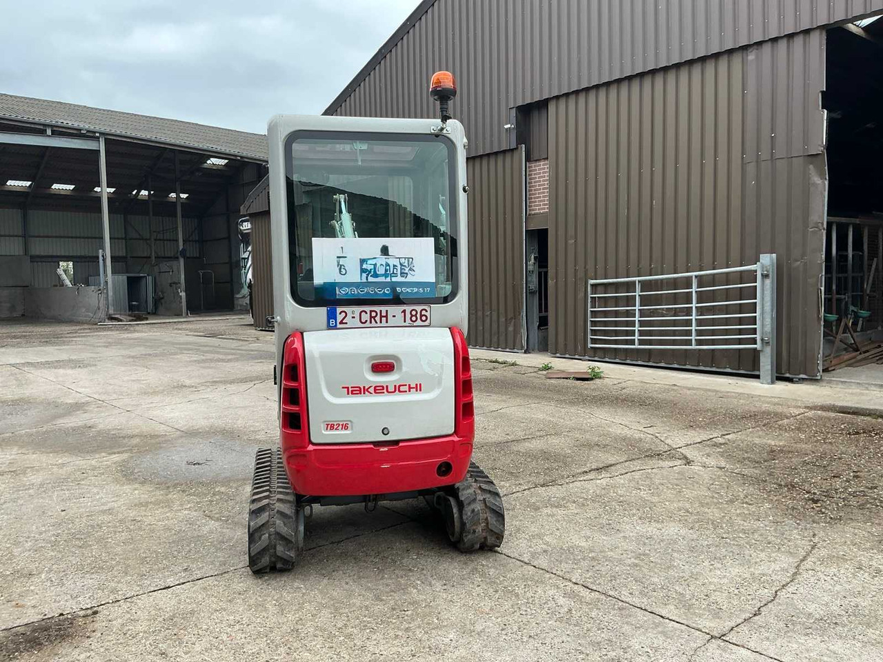 Takeuchi TB216 - حفار صغير: صورة 4 Takeuchi TB216 - حفار صغير: صورة 4