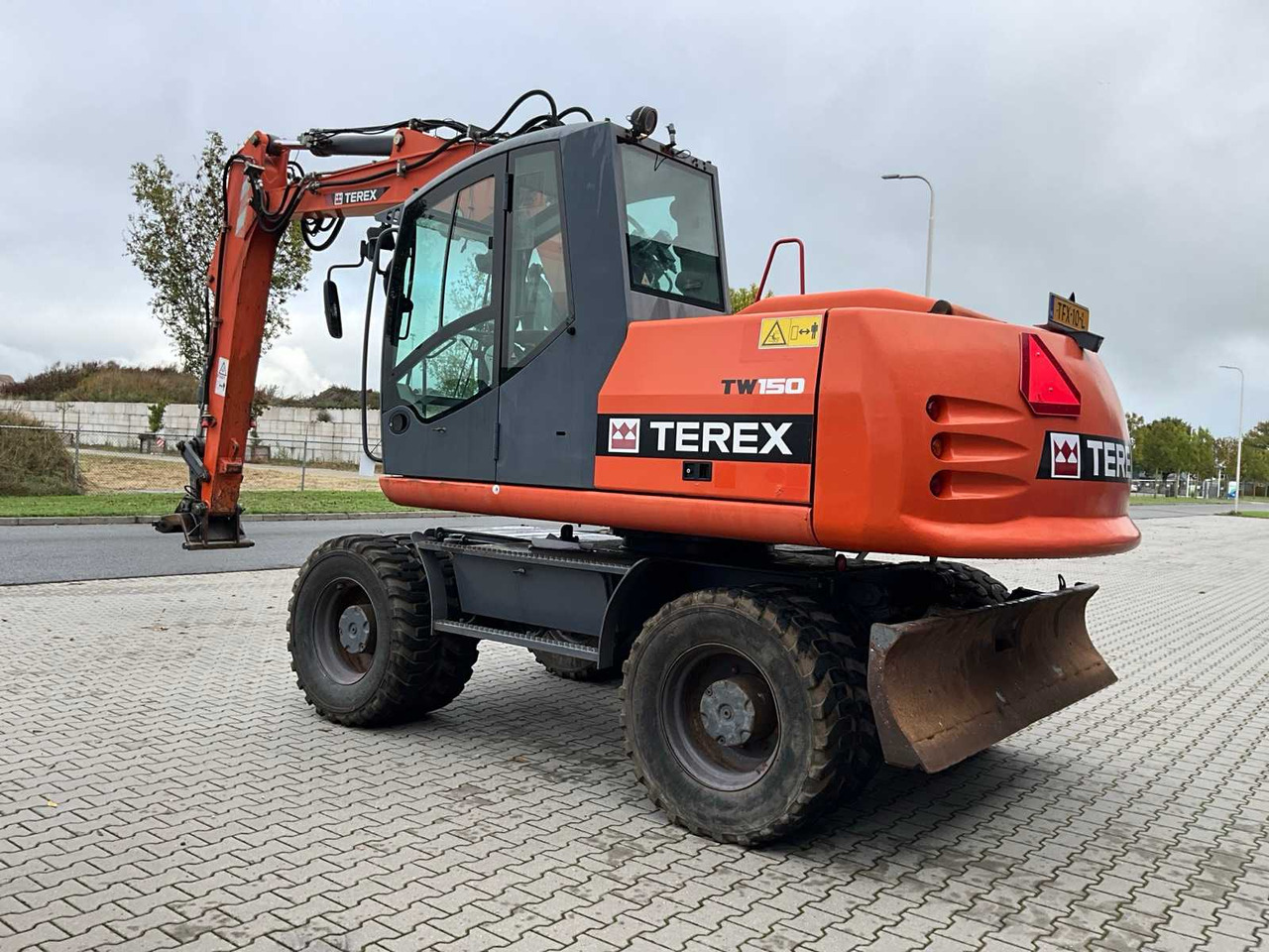 Terex TW150 - حفار ذو عجلات: صورة 4 Terex TW150 - حفار ذو عجلات: صورة 4