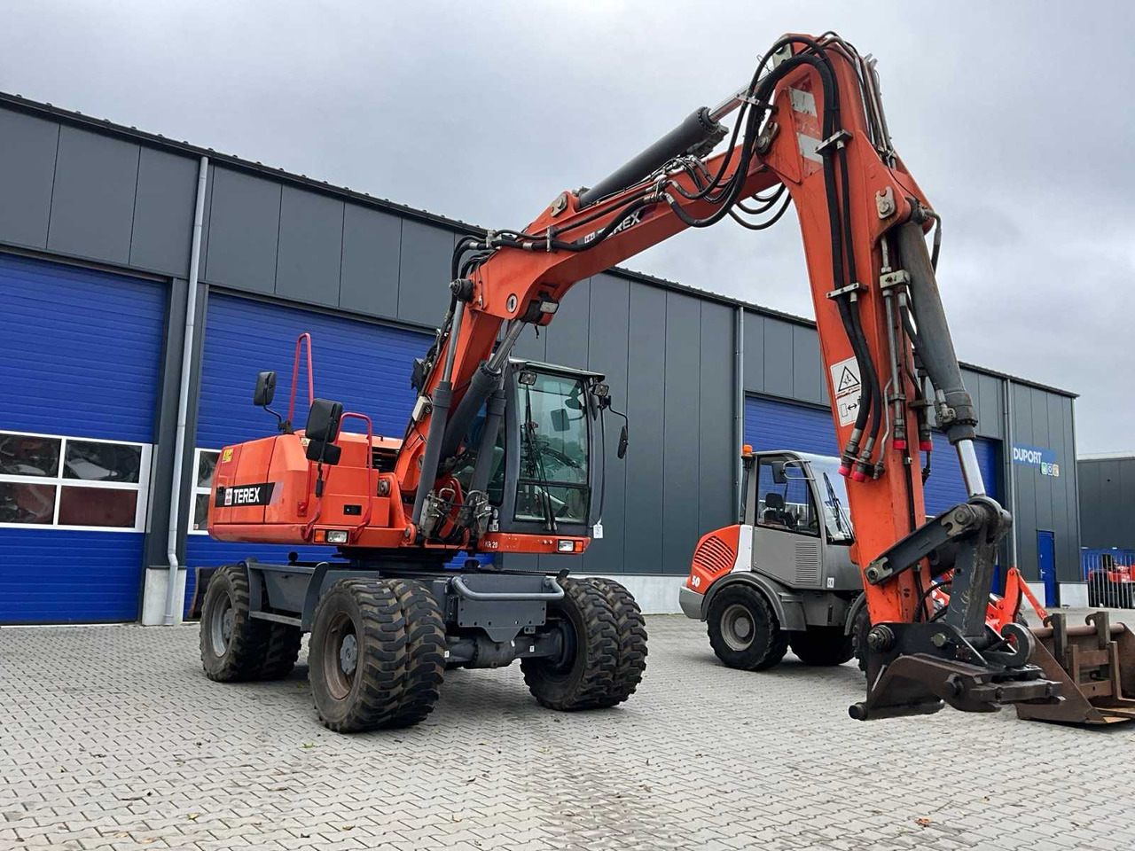 Terex TW150 - حفار ذو عجلات: صورة 2 Terex TW150 - حفار ذو عجلات: صورة 2