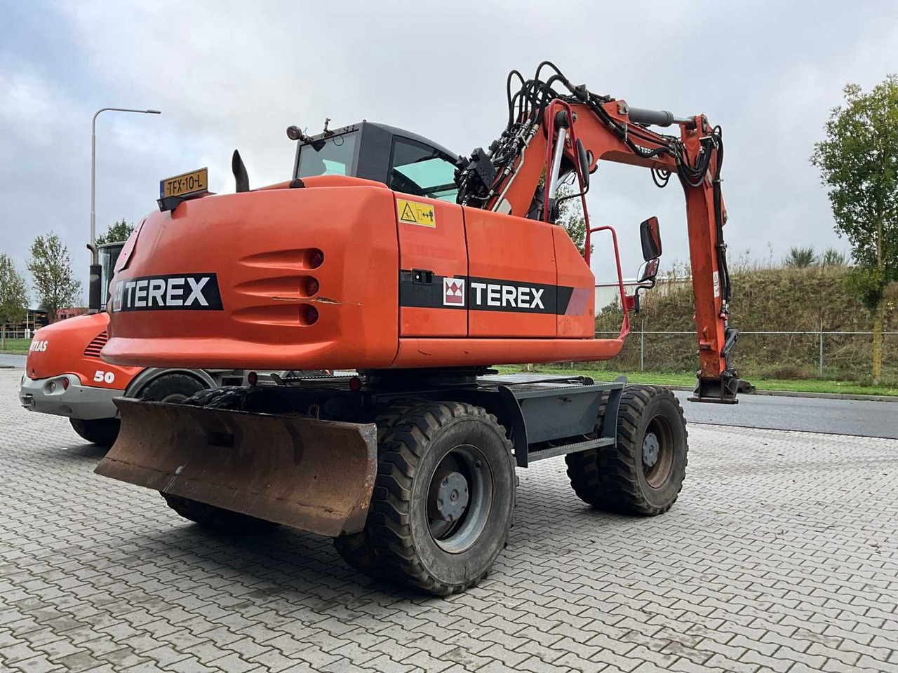 Terex TW150 - حفار ذو عجلات: صورة 3 Terex TW150 - حفار ذو عجلات: صورة 3