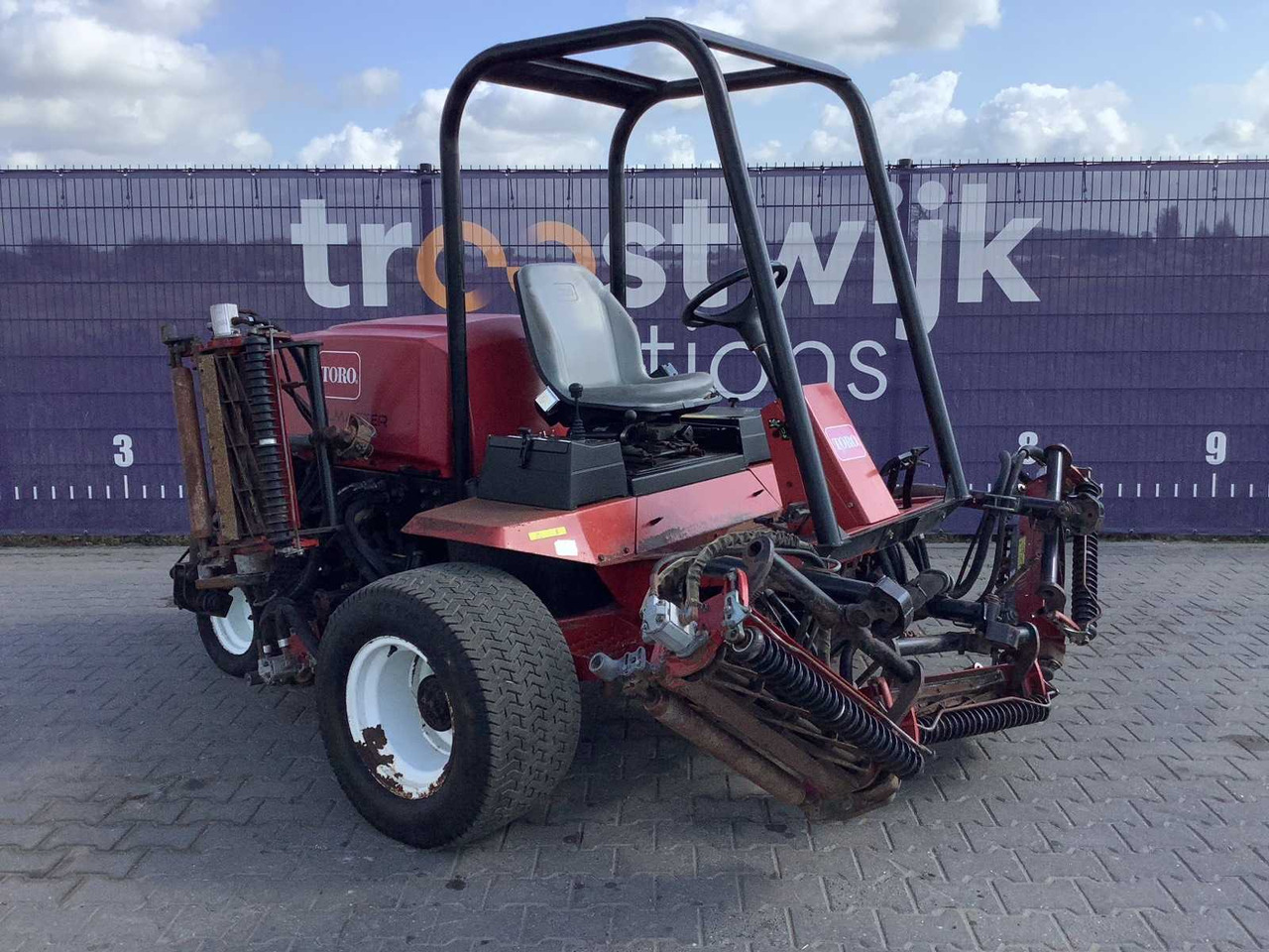 Toro Reelmaster 6700-D - جزازة عشب الحدائق: صورة 2 Toro Reelmaster 6700-D - جزازة عشب الحدائق: صورة 2