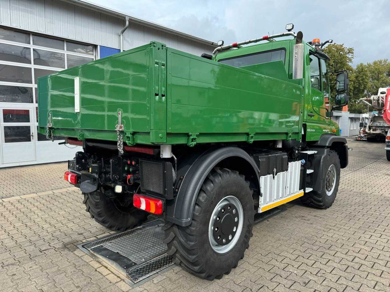 UNIMOG - 2018 - U430 - DUMPER - شاحنة قلابة صغيرة: صورة 4 UNIMOG - 2018 - U430 - DUMPER - شاحنة قلابة صغيرة: صورة 4