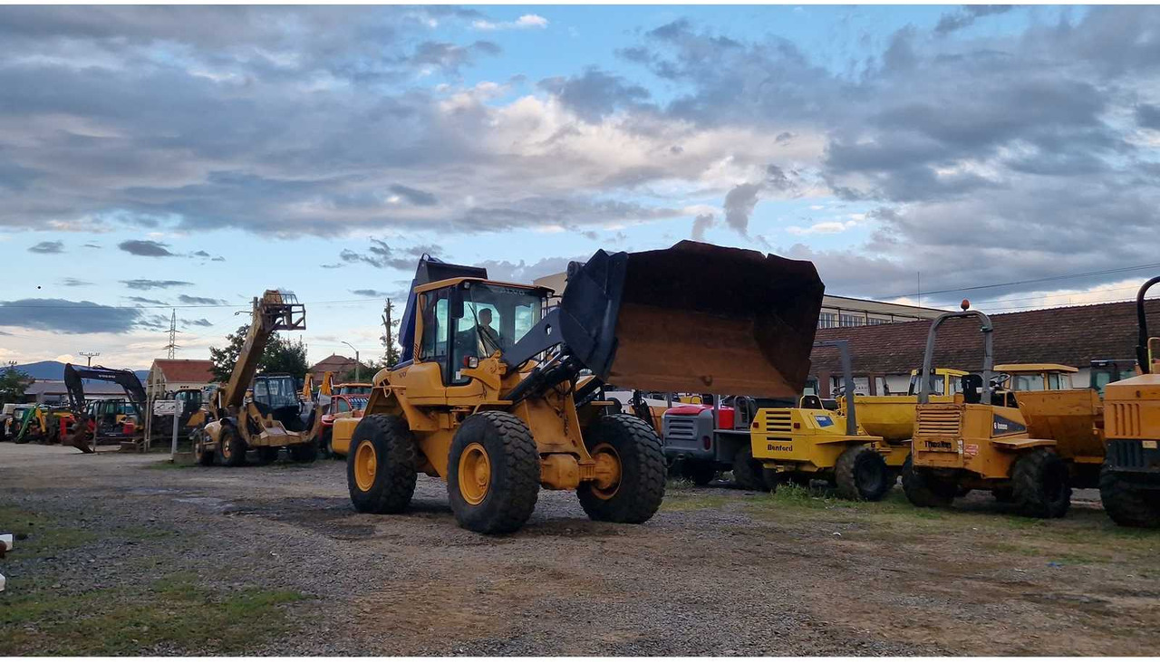 VOLVO L90F - اللودر بعجل: صورة 5 VOLVO L90F - اللودر بعجل: صورة 5