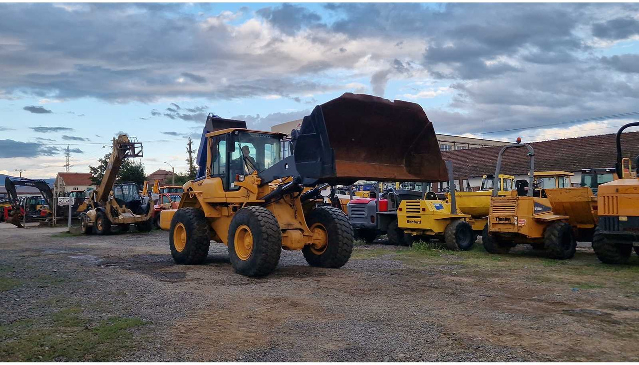 VOLVO L90F - اللودر بعجل: صورة 2 VOLVO L90F - اللودر بعجل: صورة 2