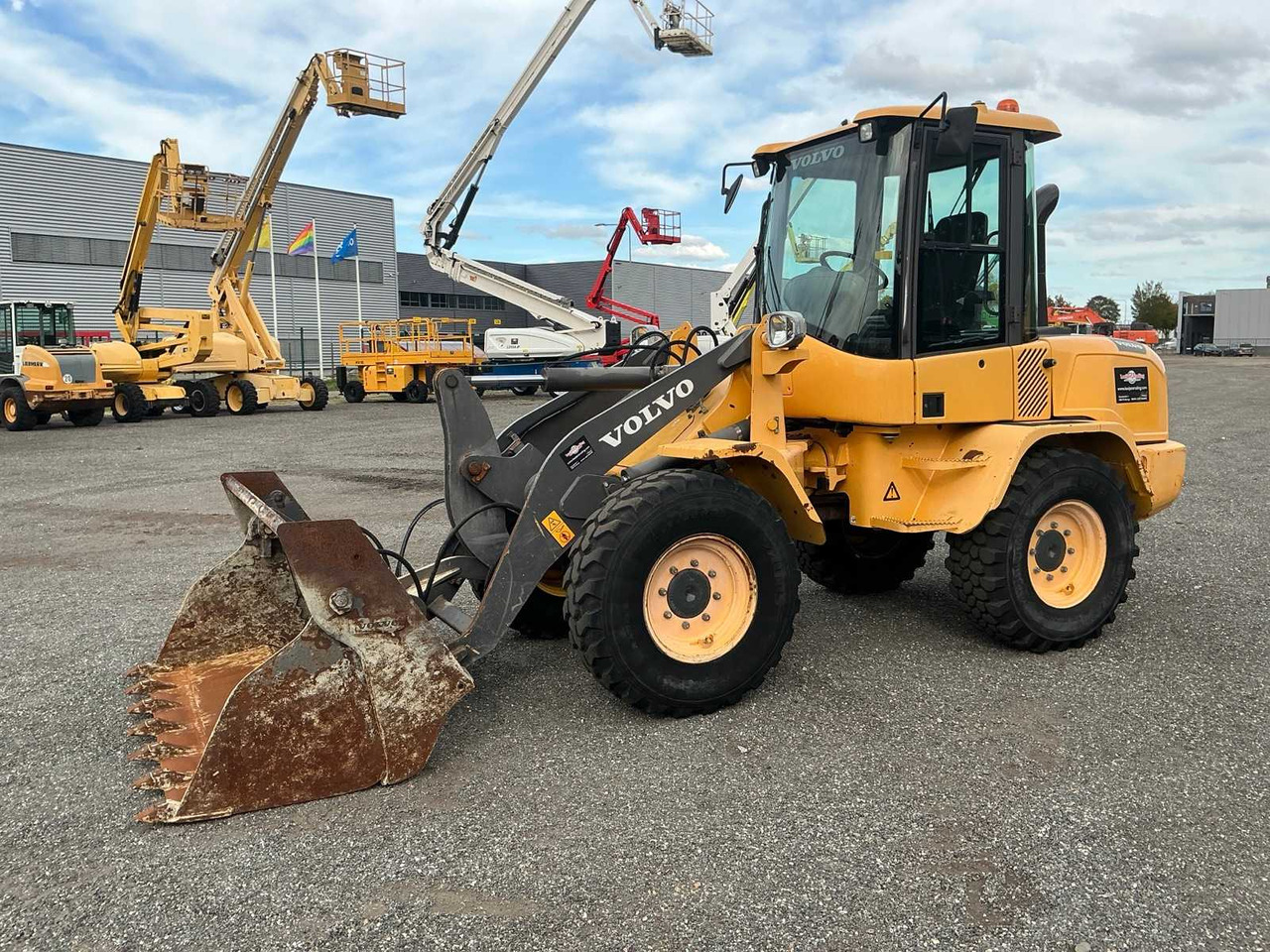 Volvo L35G - اللودر بعجل: صورة 2 Volvo L35G - اللودر بعجل: صورة 2