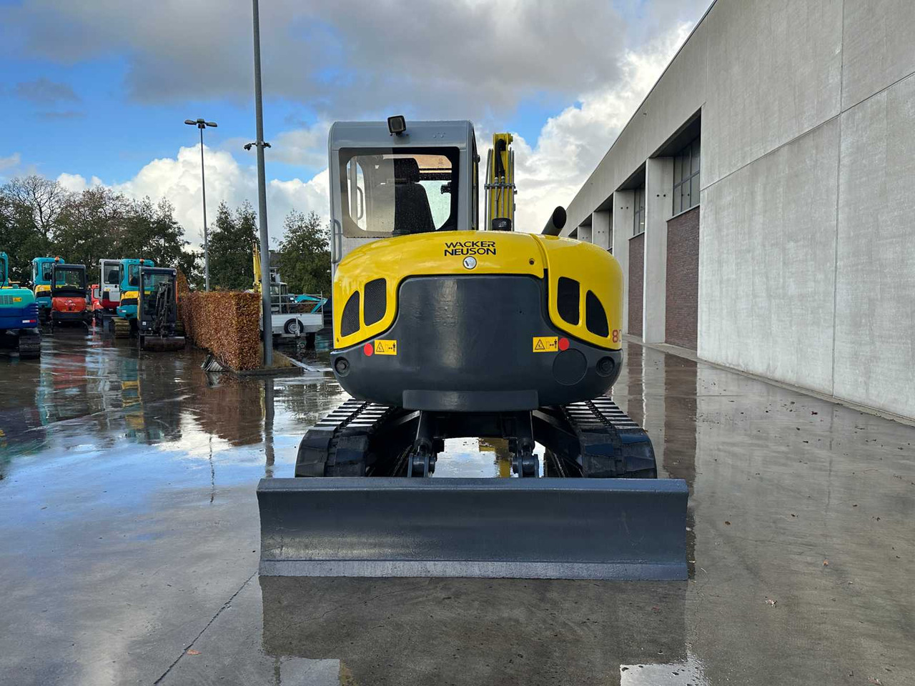 WACKER- NEUSON - 2015 - 8003 - MIDI EXCAVATOR - حفّار: صورة 5 WACKER- NEUSON - 2015 - 8003 - MIDI EXCAVATOR - حفّار: صورة 5