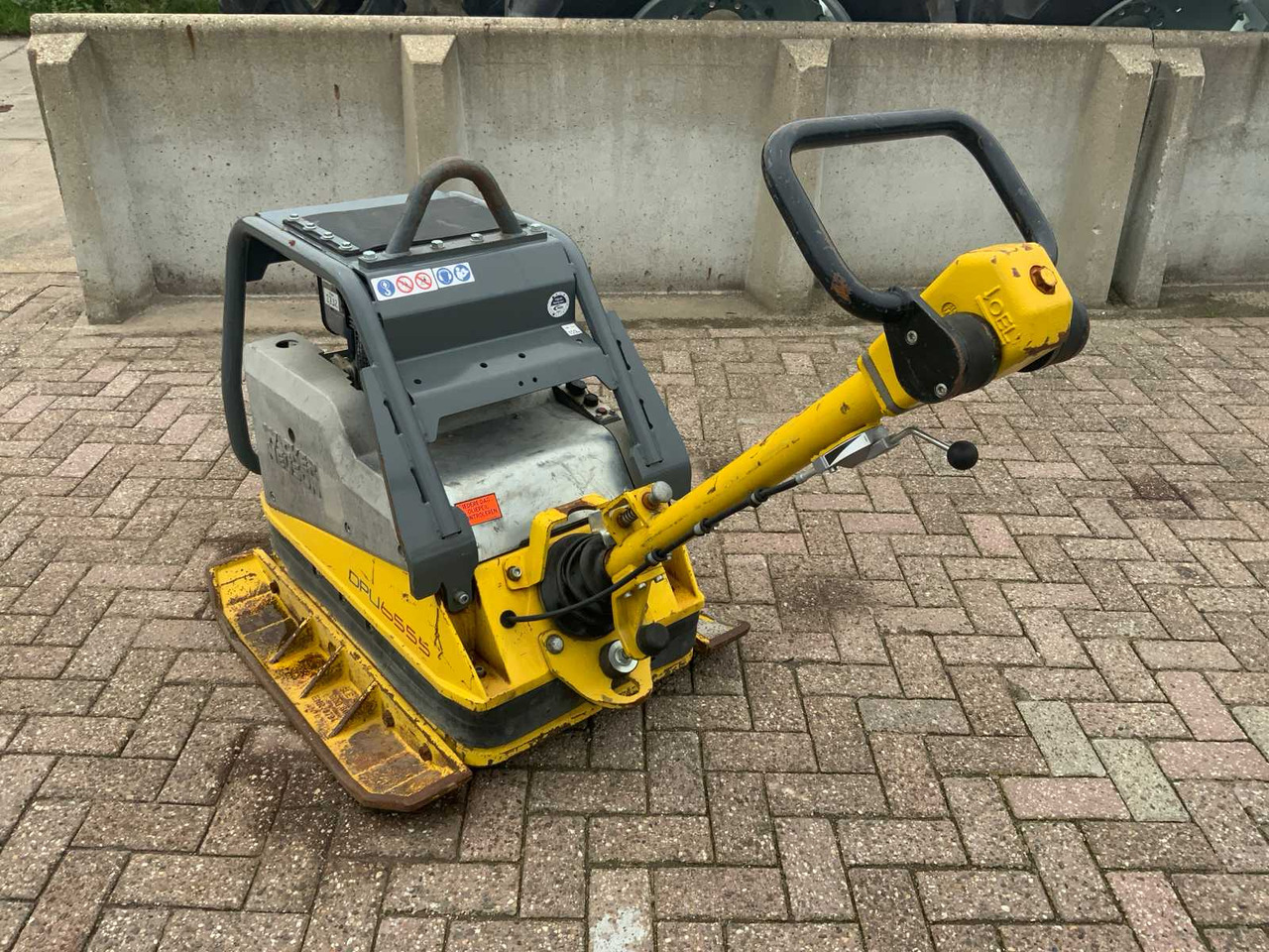 Wacker Neuson DPU6555 - صفيحة هزازة: صورة 2 Wacker Neuson DPU6555 - صفيحة هزازة: صورة 2