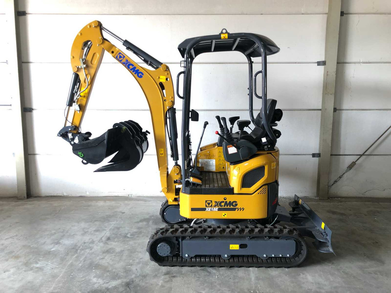 XCMG XE18E - حفار زاحف: صورة 3 XCMG XE18E - حفار زاحف: صورة 3