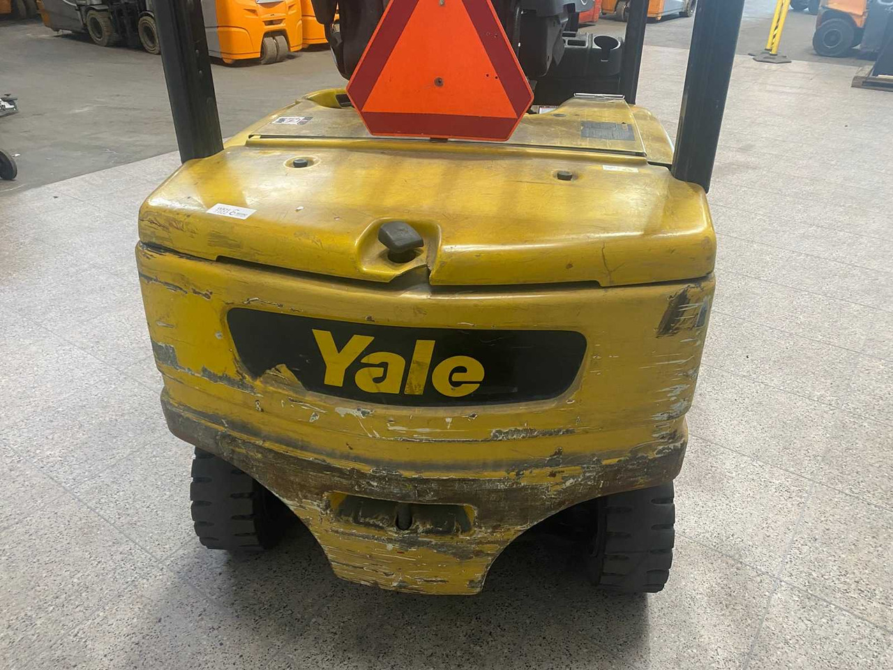 YALE - ERP35VL - FORKLIFT TRIPLEX - SIDE-SHIFT - FORK SETTER - رافعة شوكية: صورة 5 YALE - ERP35VL - FORKLIFT TRIPLEX - SIDE-SHIFT - FORK SETTER - رافعة شوكية: صورة 5