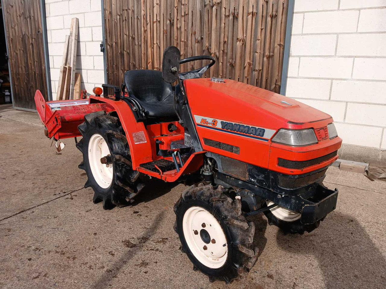 Yanmar Ke-3 - جرار صغير: صورة 4 Yanmar Ke-3 - جرار صغير: صورة 4