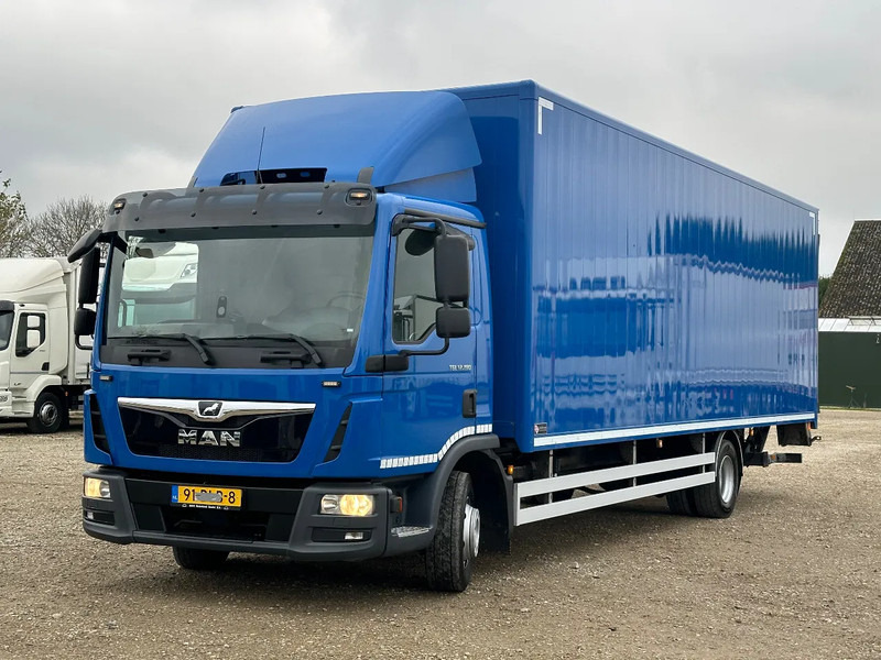 MAN TGL TGL12.220. EURO6. 820x248x240 - شاحنة صندوقية: صورة 1 MAN TGL TGL12.220. EURO6. 820x248x240 - شاحنة صندوقية: صورة 1
