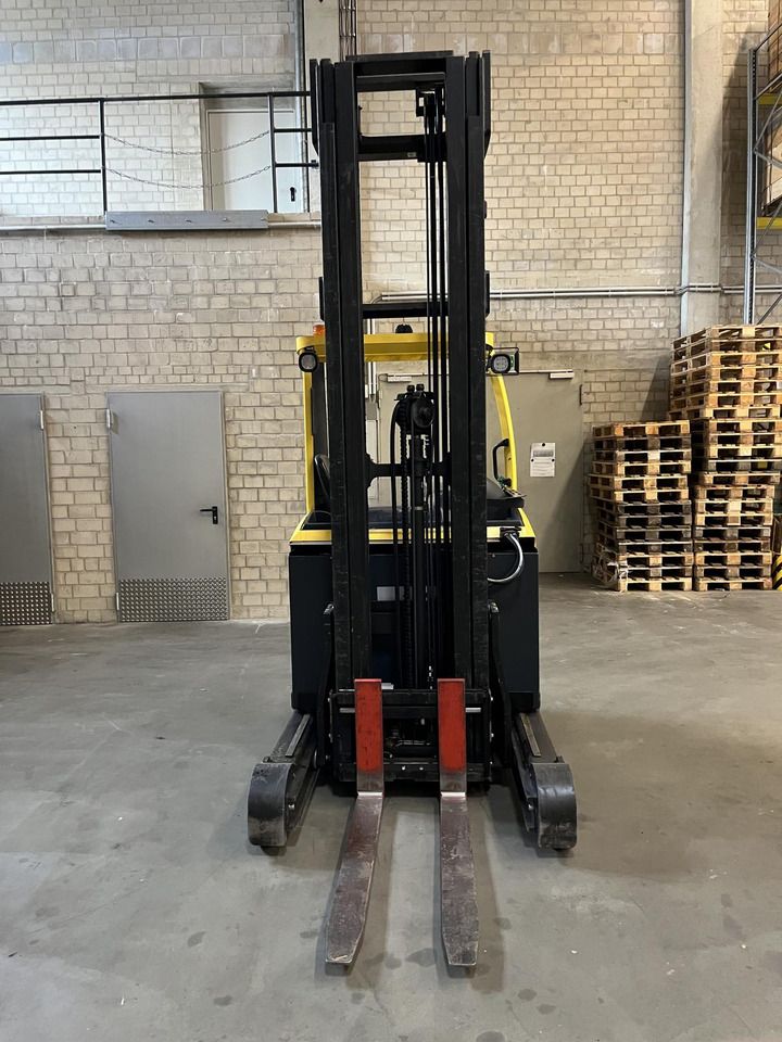 Hyster R1.6 - رافعة شوكية للوصول للأماكن الضيقة: صورة 3 Hyster R1.6 - رافعة شوكية للوصول للأماكن الضيقة: صورة 3