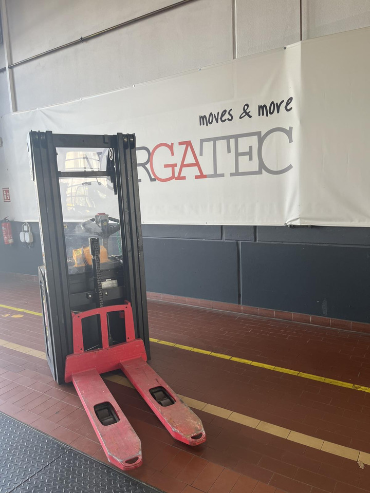 Hyster S1.4 - آلة تكديس: صورة 2 Hyster S1.4 - آلة تكديس: صورة 2