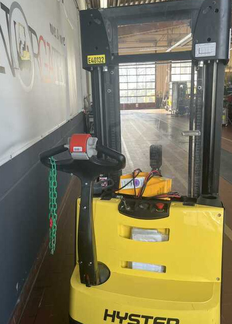 Hyster S1.4 - آلة تكديس: صورة 3 Hyster S1.4 - آلة تكديس: صورة 3