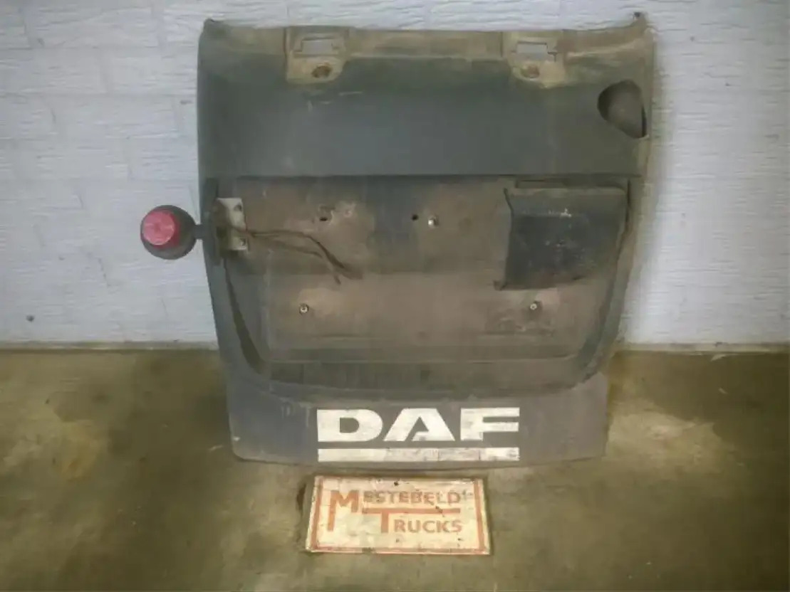DAF Spatbord v actheras CF85 links - إطار هيكلي/ إطار معدني - شاحنة: صورة 1 DAF Spatbord v actheras CF85 links - إطار هيكلي/ إطار معدني - شاحنة: صورة 1