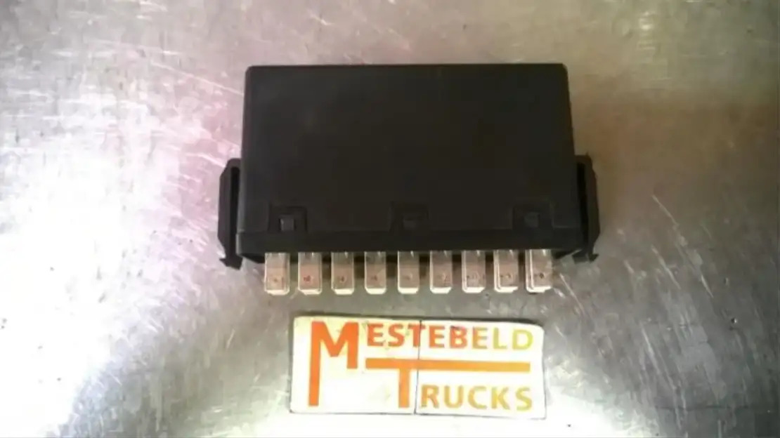Mercedes-Benz Knipperlicht module 24V - النظام الكهربائي - شاحنة: صورة 1 Mercedes-Benz Knipperlicht module 24V - النظام الكهربائي - شاحنة: صورة 1