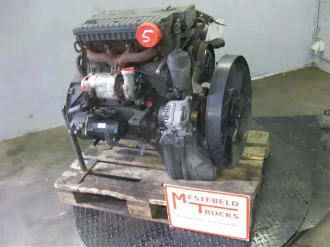 Mercedes-Benz Motor OM 904 LA III - محرك - شاحنة: صورة 1 Mercedes-Benz Motor OM 904 LA III - محرك - شاحنة: صورة 1