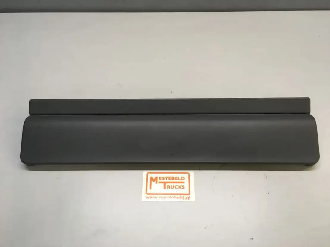 Mercedes-Benz Onderbumper middendeel Axor - إطار هيكلي/ إطار معدني - شاحنة: صورة 1 Mercedes-Benz Onderbumper middendeel Axor - إطار هيكلي/ إطار معدني - شاحنة: صورة 1