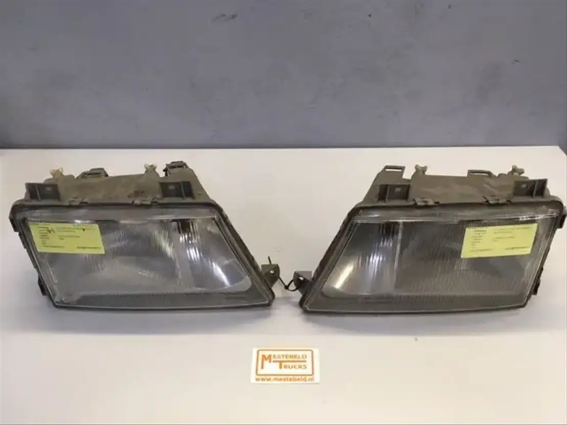 Mercedes-Benz Sprinter 312 Koplampen Sprinter 312 - النظام الكهربائي - شاحنة: صورة 1 Mercedes-Benz Sprinter 312 Koplampen Sprinter 312 - النظام الكهربائي - شاحنة: صورة 1