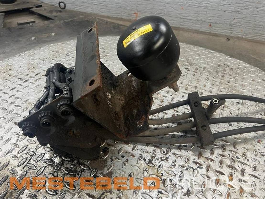 Mercedes-Benz Stuurventiel sleepas Mercedes - المقود - شاحنة: صورة 1 Mercedes-Benz Stuurventiel sleepas Mercedes - المقود - شاحنة: صورة 1