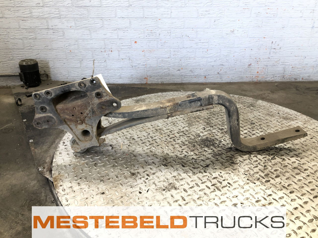 Volvo Luchtveerblad achter FE - إطار هيكلي/ إطار معدني - شاحنة: صورة 1 Volvo Luchtveerblad achter FE - إطار هيكلي/ إطار معدني - شاحنة: صورة 1