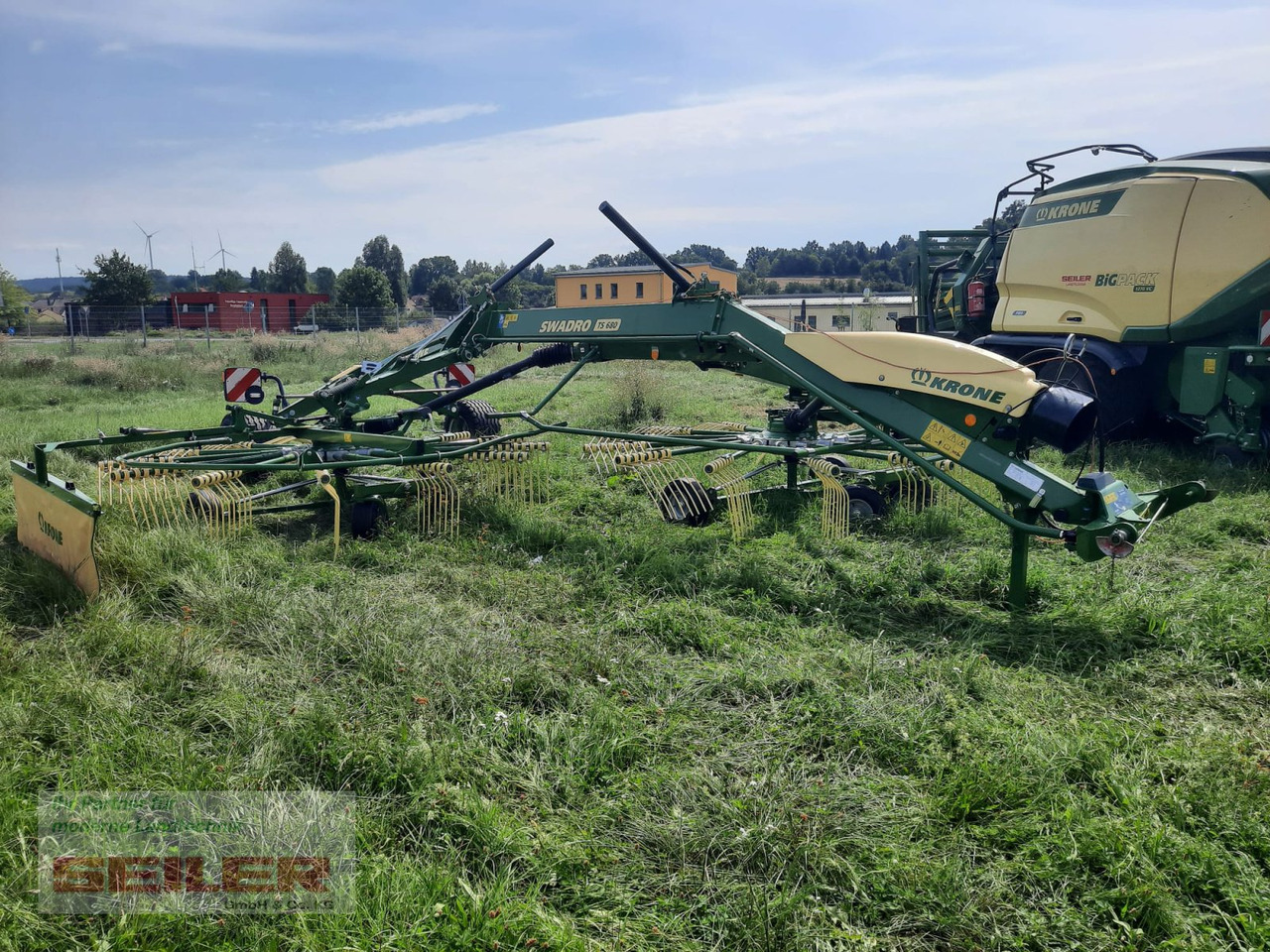 Krone Swadro TS 680 - نشارة الدريس/ شوكة جرف: صورة 2 Krone Swadro TS 680 - نشارة الدريس/ شوكة جرف: صورة 2