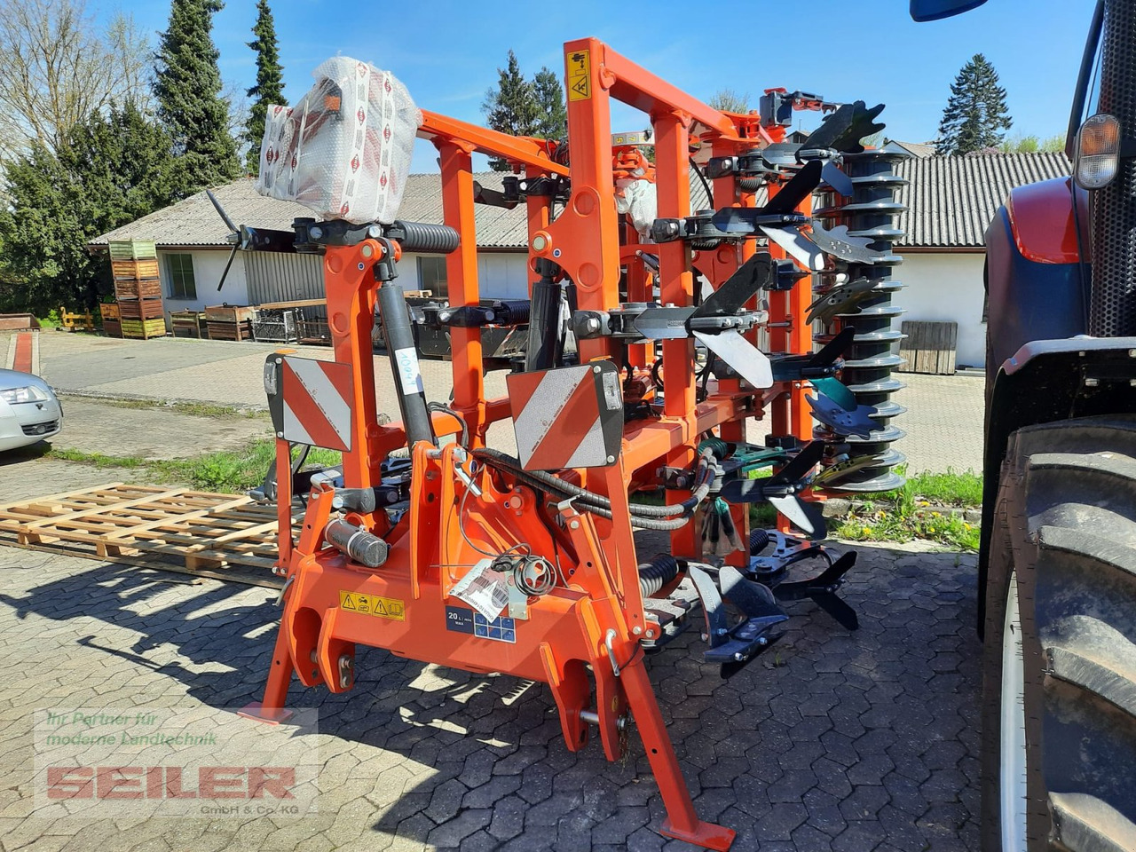 Kuhn Cultimer L 400 R NSM + T-Liner-Walze - آلة حراثة: صورة 3 Kuhn Cultimer L 400 R NSM + T-Liner-Walze - آلة حراثة: صورة 3