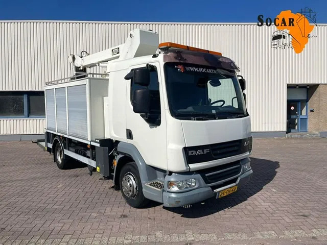 DAF LF 45.160 CUSTERS Hoogwerker 14,5 mtr / Skyworker 14,5mtr - منصة محمولة مثبتة على الشاحنة: صورة 1 DAF LF 45.160 CUSTERS Hoogwerker 14,5 mtr / Skyworker 14,5mtr - منصة محمولة مثبتة على الشاحنة: صورة 1