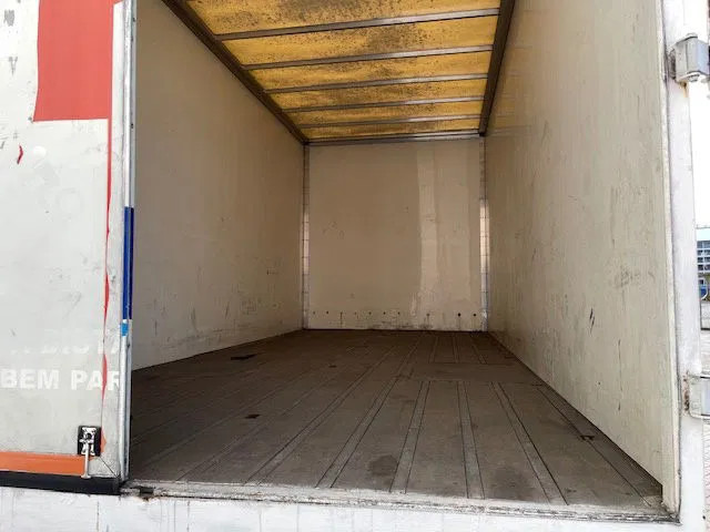 DAF XF 95.380 Euro 2 Manual-Gear - شاحنة صندوقية: صورة 5 DAF XF 95.380 Euro 2 Manual-Gear - شاحنة صندوقية: صورة 5