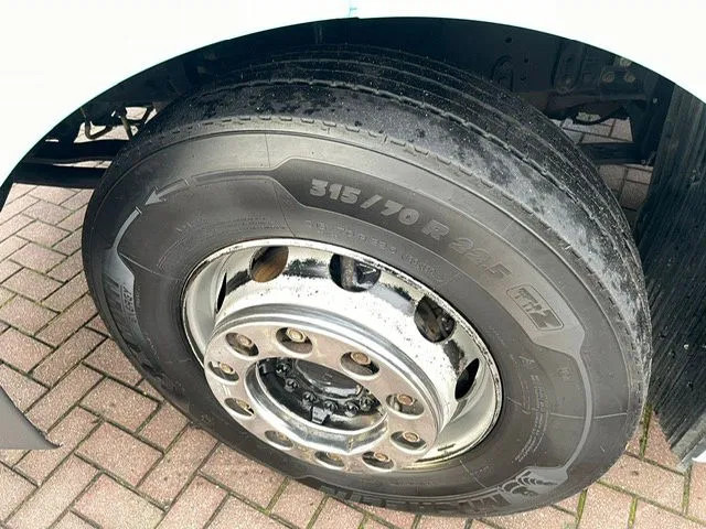 رأس تريلا MAN TGX 18.480 Euro 5 Retarder 2 Tanks: صورة 14