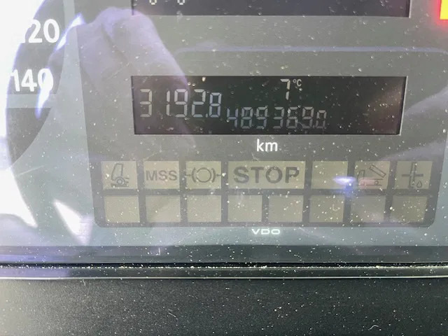 شاحنة بهيكل معدني للمقصورة Mercedes-Benz Atego 2628 6x4 Manual gear Full steel suspension: صورة 13