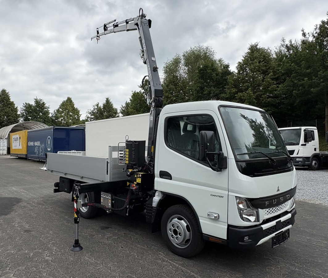 FUSO 3S15 Alu Pritsche 2.80m Ladekran Funk! sofort ve - شاحنة كرين: صورة 2 FUSO 3S15 Alu Pritsche 2.80m Ladekran Funk! sofort ve - شاحنة كرين: صورة 2