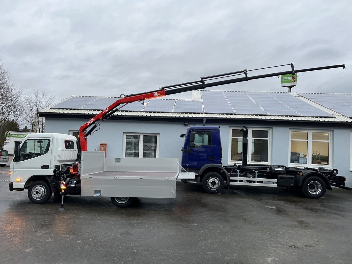 FUSO 3S15 Alu Pritsche 2.80m Ladekran Funk! - شاحنة توصيل مفتوحة: صورة 3 FUSO 3S15 Alu Pritsche 2.80m Ladekran Funk! - شاحنة توصيل مفتوحة: صورة 3