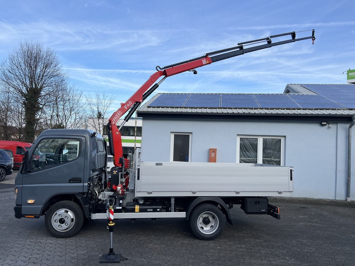 FUSO 6S15 Pritsche 3.0m Kran 4xhydr. Funk! - شاحنة توصيل مفتوحة: صورة 1 FUSO 6S15 Pritsche 3.0m Kran 4xhydr. Funk! - شاحنة توصيل مفتوحة: صورة 1