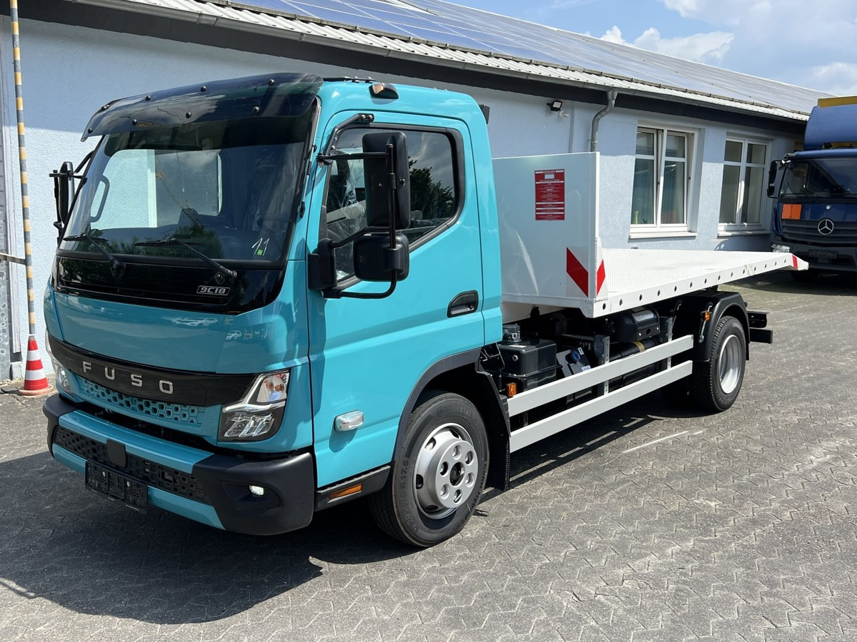 FUSO Canter FUSO 9C18 Duonic City Abrollkipper Color - شاحنة برافعة خطافية, شاحنة كرين: صورة 4 FUSO Canter FUSO 9C18 Duonic City Abrollkipper Color - شاحنة برافعة خطافية, شاحنة كرين: صورة 4