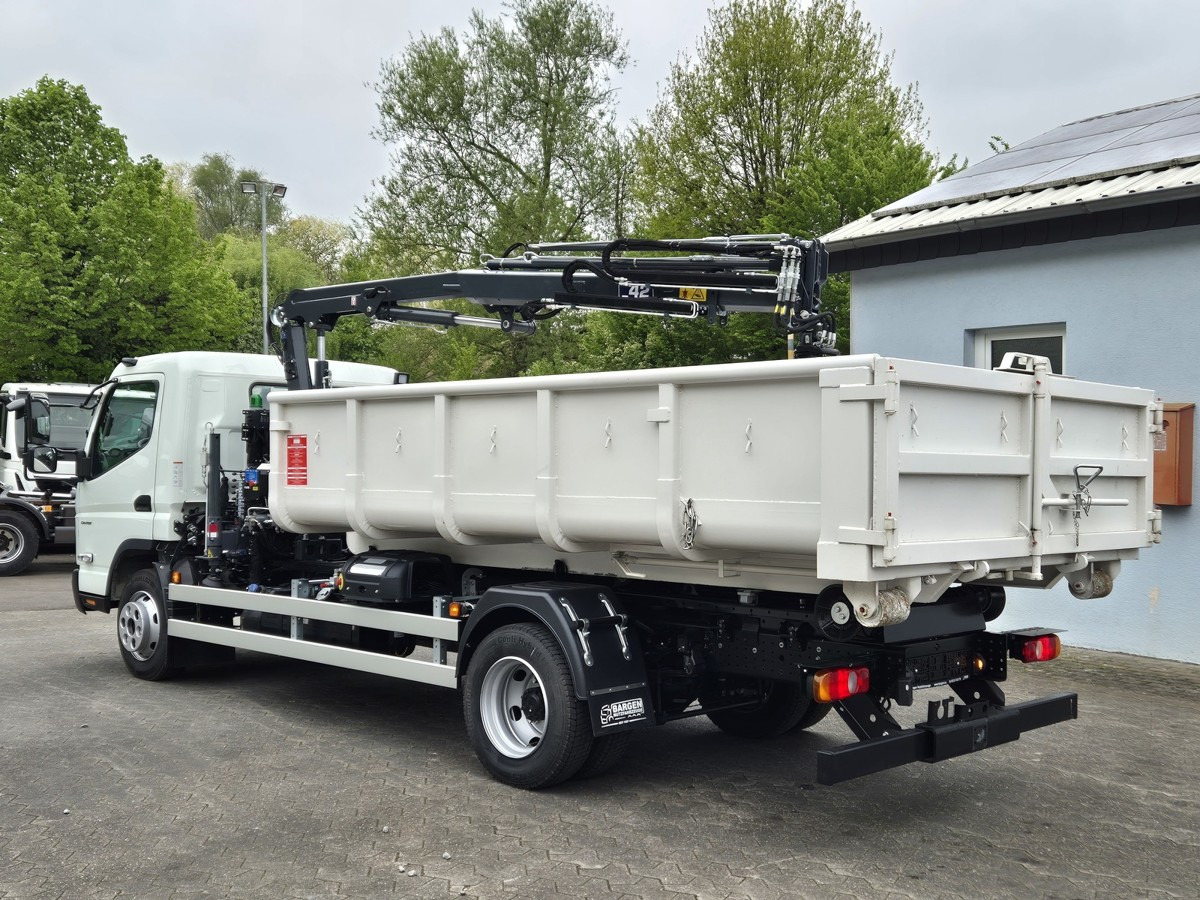 FUSO FUSO 9C18 City Abrollkipper + Ladekran m.Greifer - شاحنة برافعة خطافية, شاحنة كرين: صورة 3 FUSO FUSO 9C18 City Abrollkipper + Ladekran m.Greifer - شاحنة برافعة خطافية, شاحنة كرين: صورة 3