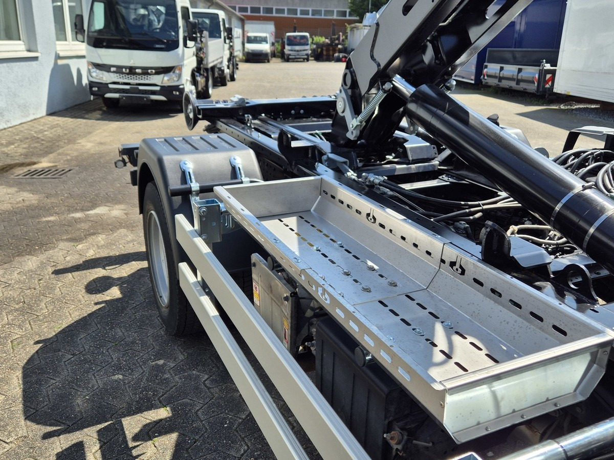 FUSO Fuso Canter 7C18 City Abrollkipper AHK Hooklift - شاحنة برافعة خطافية: صورة 5 FUSO Fuso Canter 7C18 City Abrollkipper AHK Hooklift - شاحنة برافعة خطافية: صورة 5
