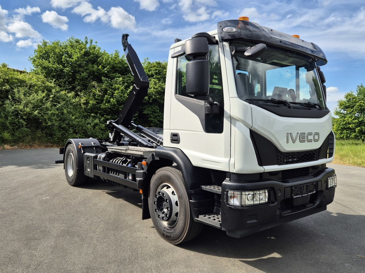 IVECO Euro Cargo 180E32 4x2 Abrollkipper Teleskoparm - شاحنة برافعة خطافية: صورة 2 IVECO Euro Cargo 180E32 4x2 Abrollkipper Teleskoparm - شاحنة برافعة خطافية: صورة 2