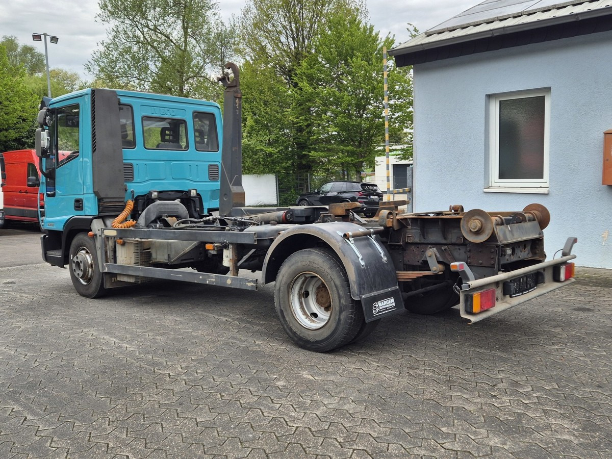 IVECO EuroCargo 75E18 Abrollkipper 1570 - شاحنة برافعة خطافية: صورة 5 IVECO EuroCargo 75E18 Abrollkipper 1570 - شاحنة برافعة خطافية: صورة 5