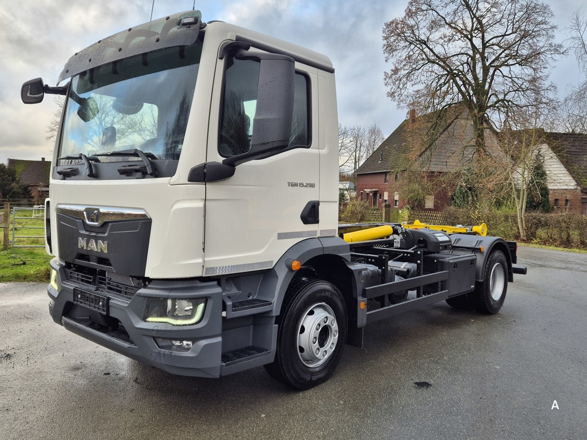 MAN TGM 15.290 BL Abrollkipper PowerMatic Standheiz. - شاحنة برافعة خطافية: صورة 3 MAN TGM 15.290 BL Abrollkipper PowerMatic Standheiz. - شاحنة برافعة خطافية: صورة 3