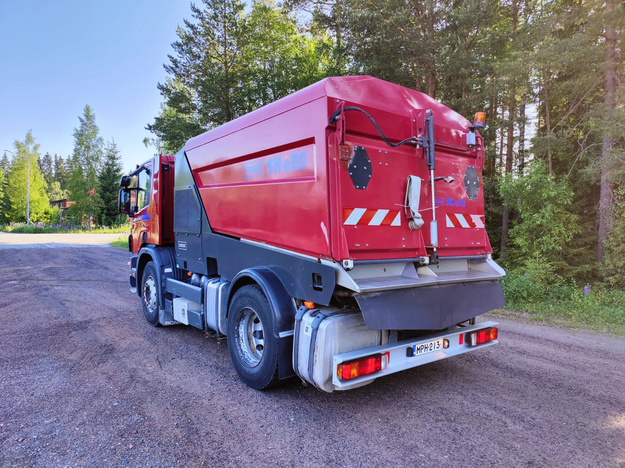 SCHMIDT SK650 / Scania P94 - سياره كنس شوارع: صورة 3 SCHMIDT SK650 / Scania P94 - سياره كنس شوارع: صورة 3