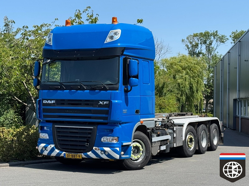 DAF XF 105.460 8X2/4 - 30t hooklift - CLEAN HOLLAND TRUCK - شاحنة برافعة خطافية: صورة 1 DAF XF 105.460 8X2/4 - 30t hooklift - CLEAN HOLLAND TRUCK - شاحنة برافعة خطافية: صورة 1
