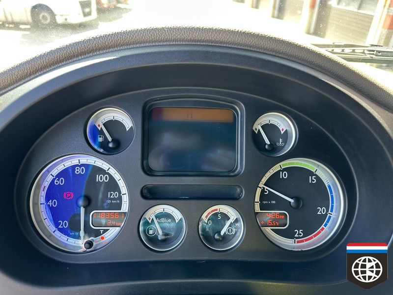 مقطورة السحب DAF XF 105.460: صورة 15
