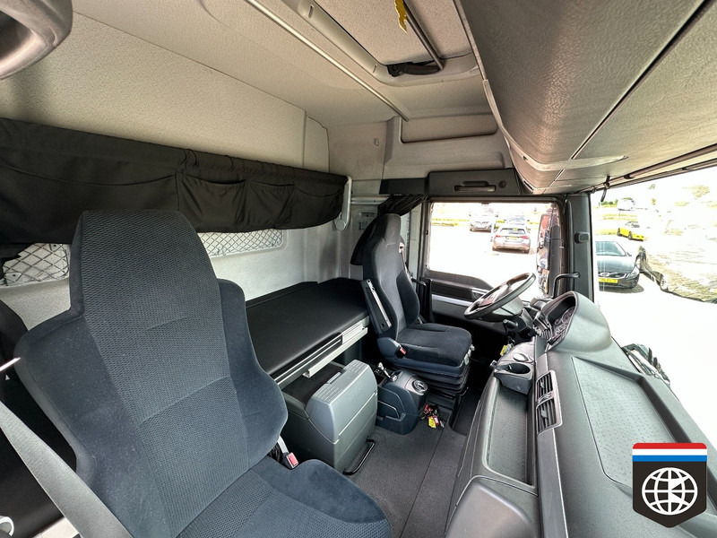 شاحنة ذات ستائر جانبية MAN TGX 18 440 NIGHT A/C - RETARDER - COMBI FREUHAUF: صورة 16
