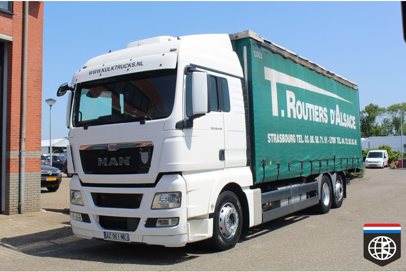 MAN TGX 26 440 RETARDER - NIGHT A/C - شاحنة ذات ستائر جانبية: صورة 2 MAN TGX 26 440 RETARDER - NIGHT A/C - شاحنة ذات ستائر جانبية: صورة 2